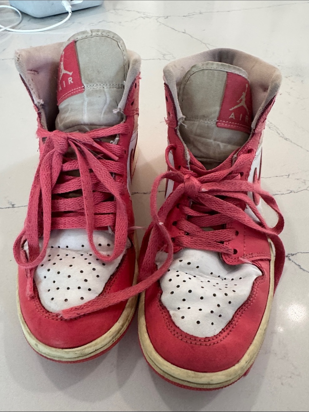 Jordan Kids High-Top Sneakers in Red and White